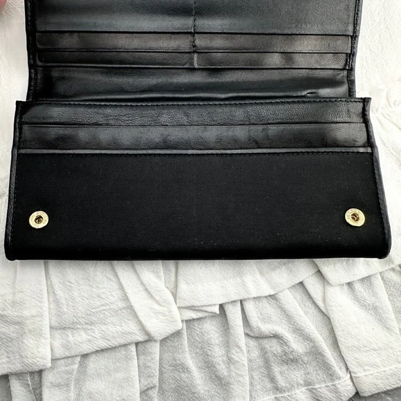 AUTHENTIC Prada wallet. Black. - Picture 3 of 15